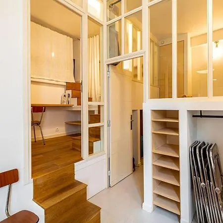 Guestready - Midcentury Maisonette In The 10th *