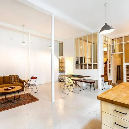 Guestready - Midcentury Maisonette In The 10th *