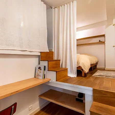 Guestready - Midcentury Maisonette In The 10th Apartment