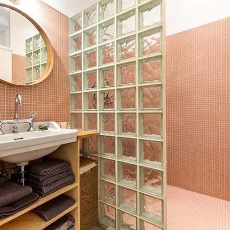 Apartment Guestready - Midcentury Maisonette In The 10th Paris