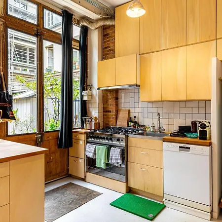 Guestready - Midcentury Maisonette In The 10th Apartment