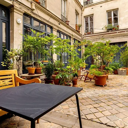 Apartment Guestready - Midcentury Maisonette In The 10th